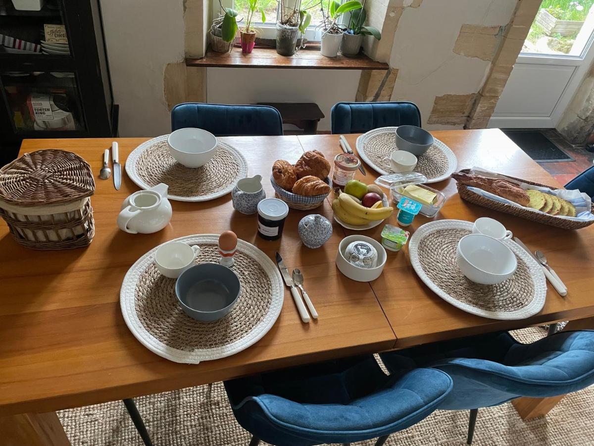 Le Doux Refuge Bed & Breakfast Esquay-sur-Seulles Ngoại thất bức ảnh