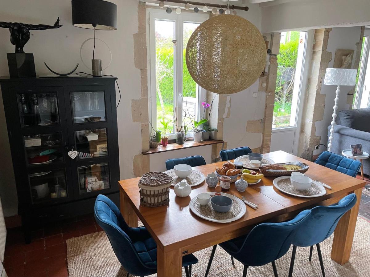 Le Doux Refuge Bed & Breakfast Esquay-sur-Seulles Ngoại thất bức ảnh