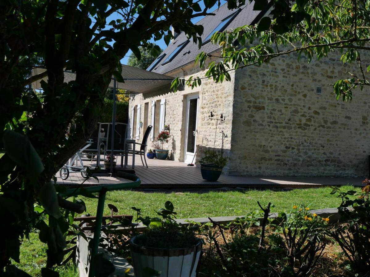 Le Doux Refuge Bed & Breakfast Esquay-sur-Seulles Ngoại thất bức ảnh